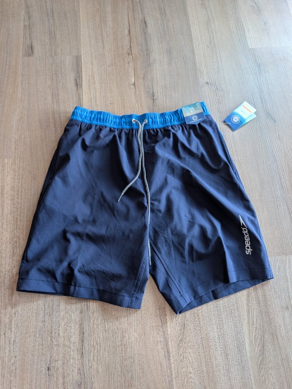 Speedo Men's 9" Swim Shorts - Blue Size Small - NWT